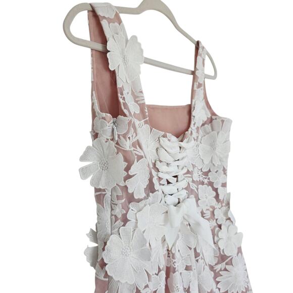 HELSI White & Tan Belen Floral Applique Cocktail Fit & Flare Mini Dress Sz Large - Picture 4 of 10